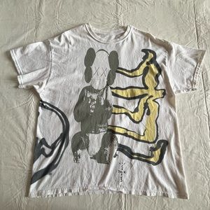 Travis Scott x kaws t shirt mens L